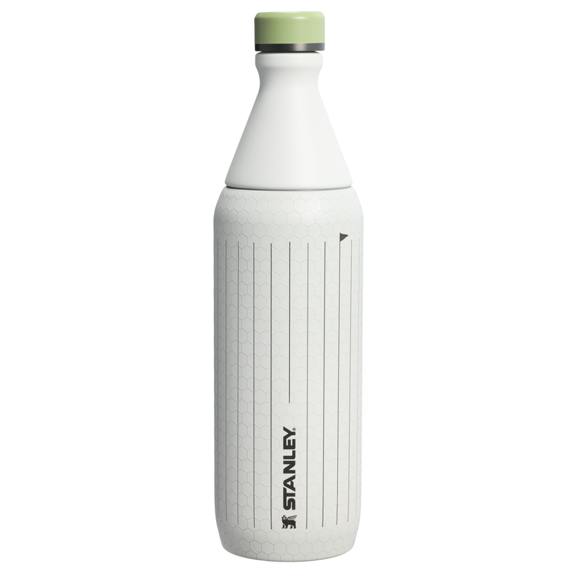 The Stanley 1913 x Nelly Korda All Day Slim Bottle - Easy Hosting Hydration